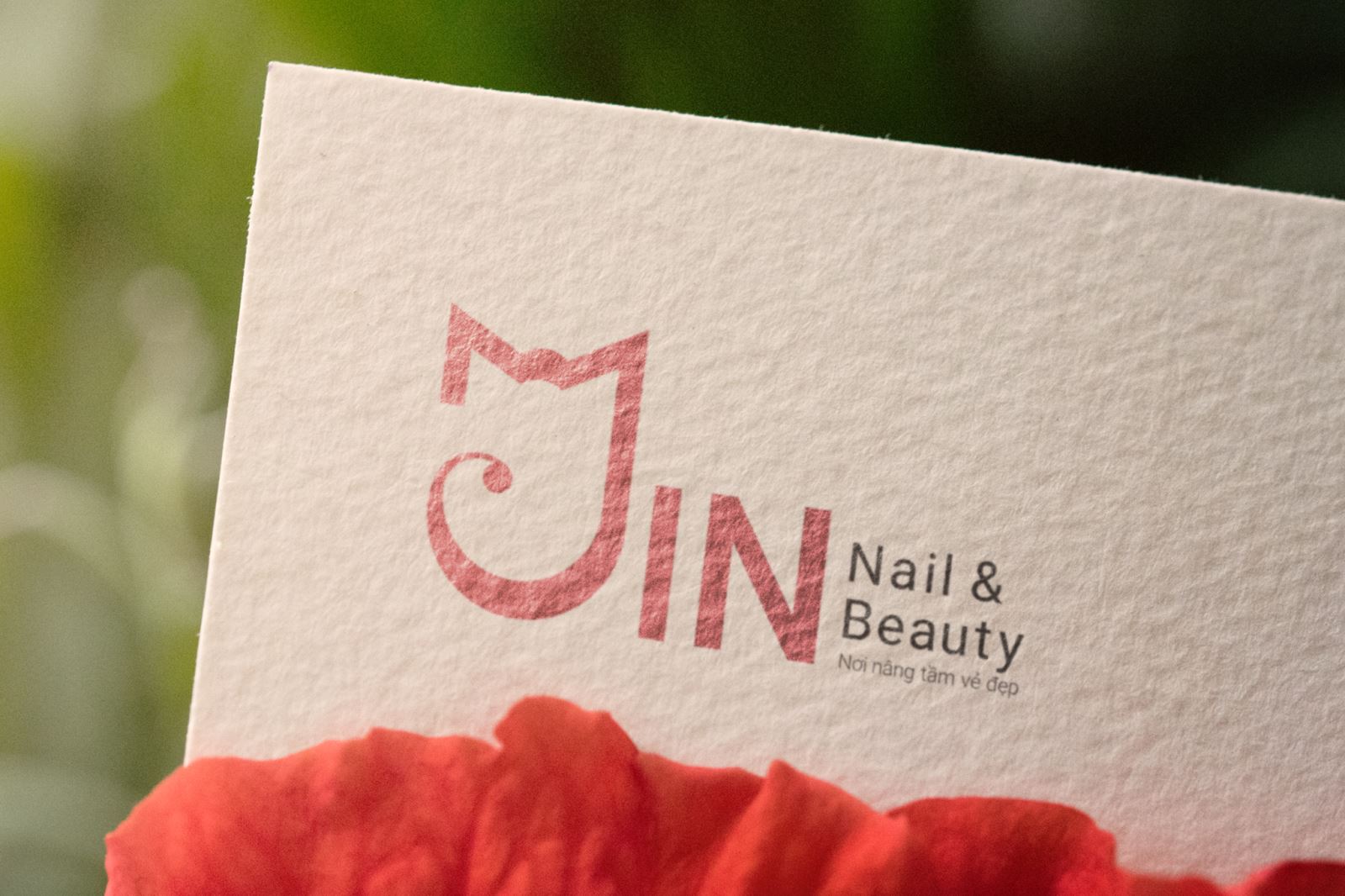 Thiết kế logo Jin Nail & Spa