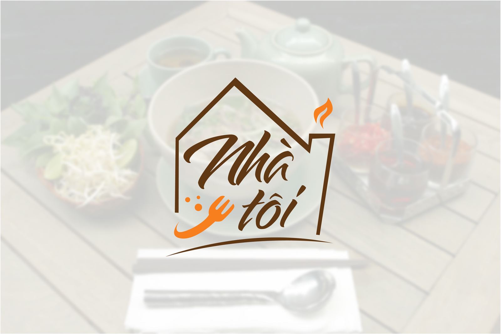 Thiết kế logo ẩm thực Nhà Tôi